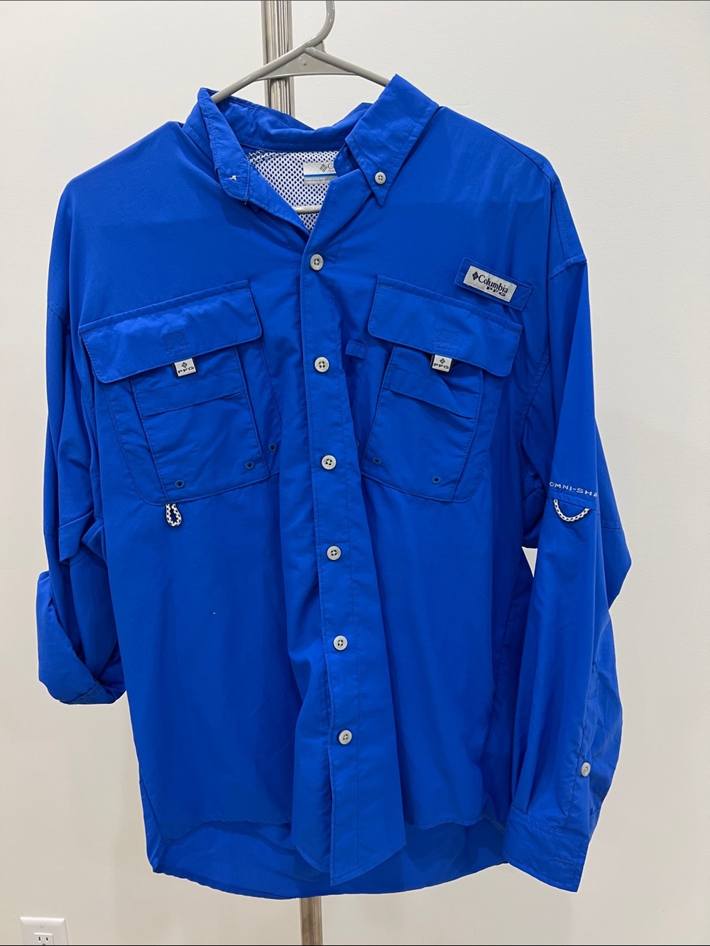 Columbia Men's Royal Blue Lightweight Fishing Shirt long sleeve
